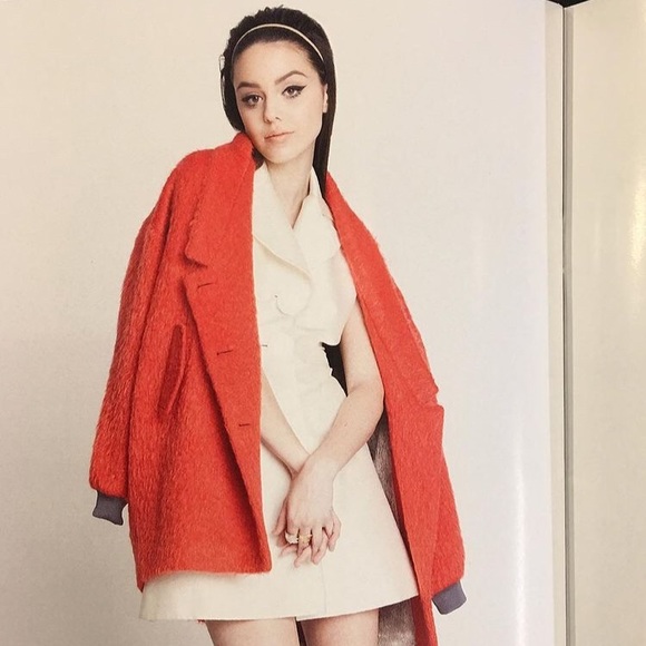 $2550 Kevin Johnn twiggy dress - Picture 1 of 6